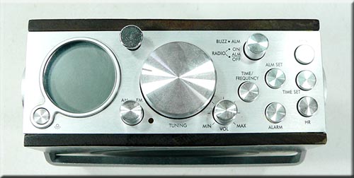 �S�ĕs����FM/AM CLOCK RADIO