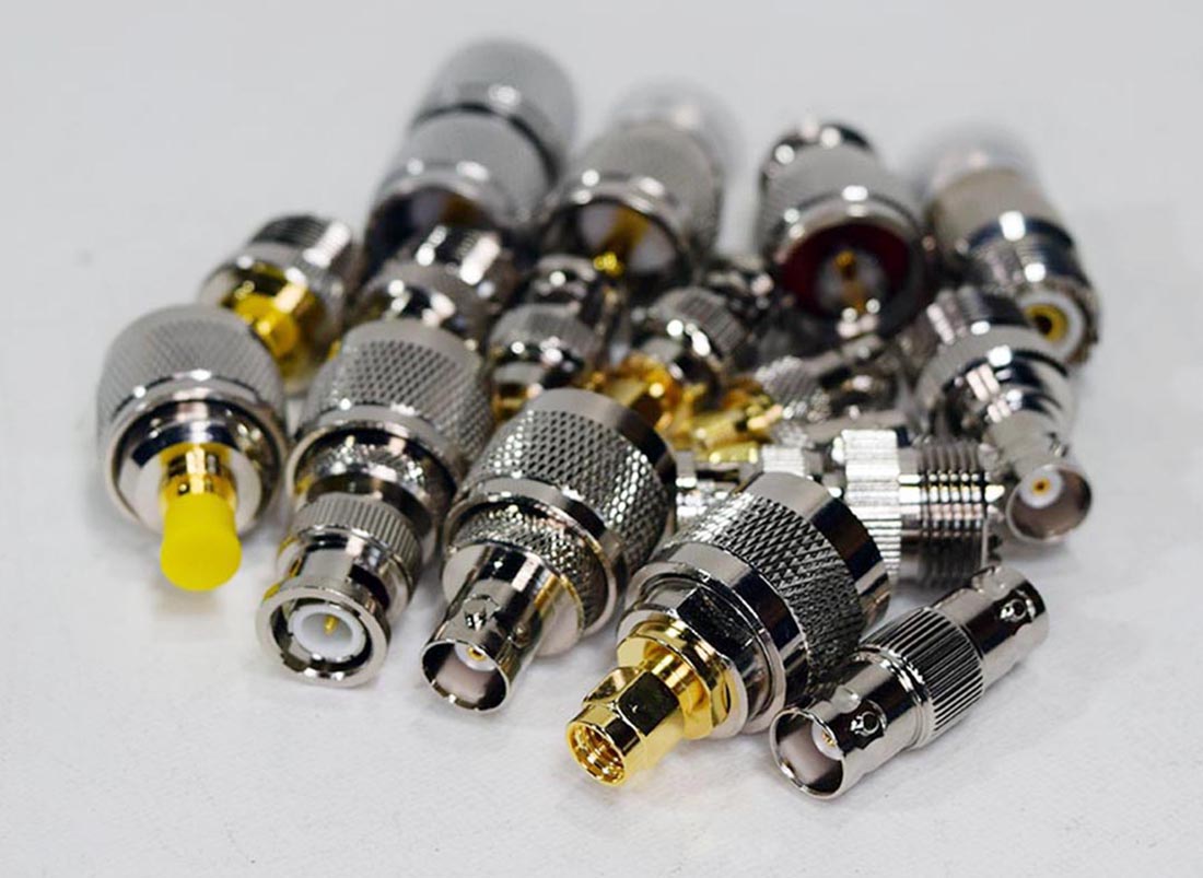 �A���e�i�R�l�N�^�[�ϊ��v���O�e��